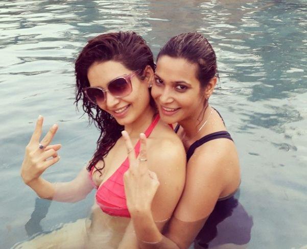 Instapics of TV hotties in Swimming Pool