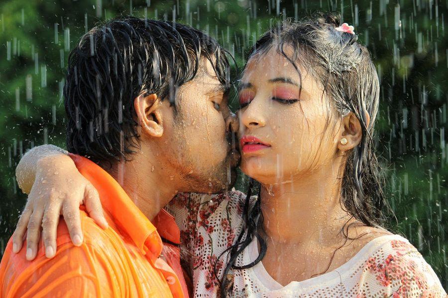 Ippatlo Ramudila Seethala Evaruntaarandi Babu Telugu Movie Stills