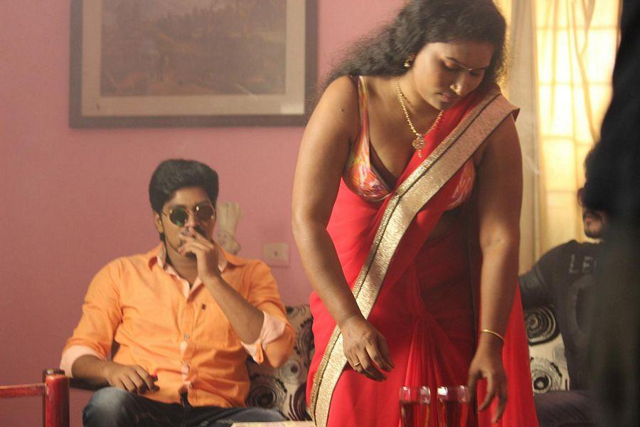 Ippatlo Ramudila Seethala Evaruntaarandi Babu Telugu Movie Stills