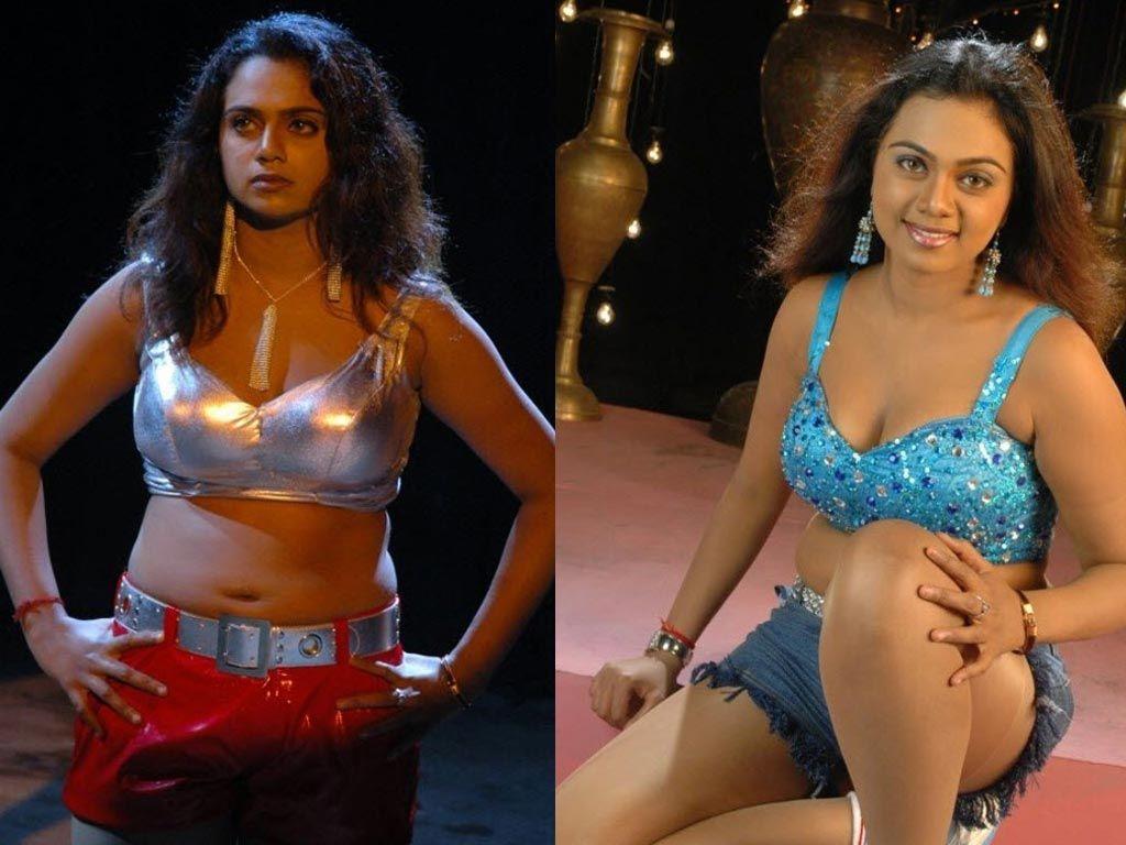 Item Girl Abhinaya Sri Unseen Hot Navel & Cleavage Show Stills