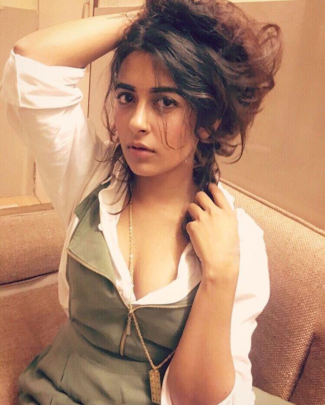 Jinal Joshi Latest Hot Photos are too Hot to Handle!