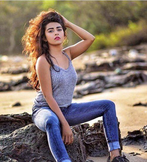 Jinal Joshi Mind Blowing Hot & Spicy Photoshoot Stills