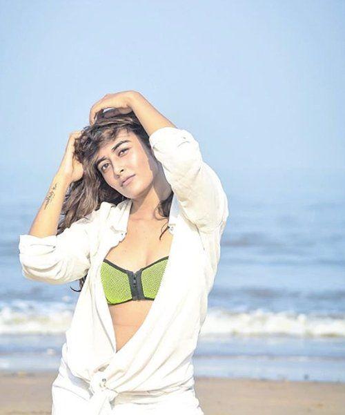 Jinal Joshi Mind Blowing Hot & Spicy Photoshoot Stills