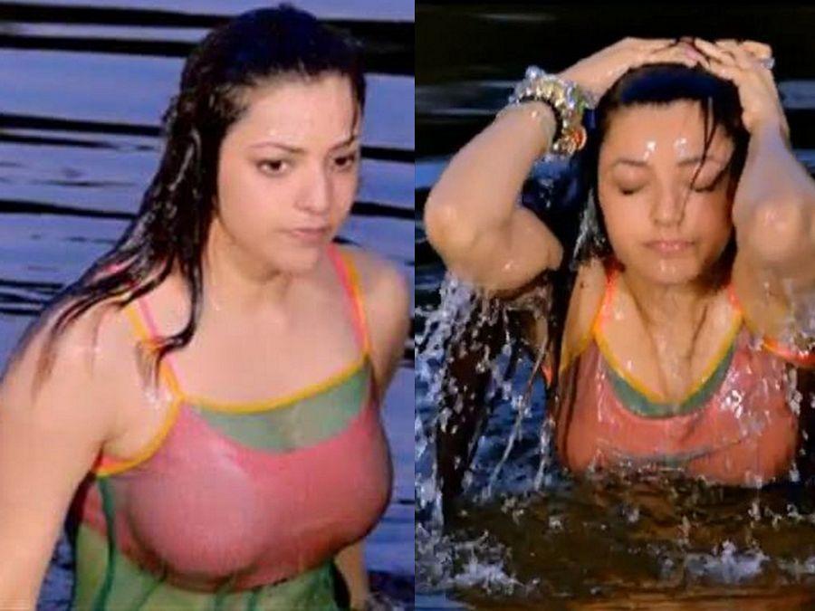 Kajal Aggarwal Stunning Hot & Spicy Cleavage Never Seen Photos