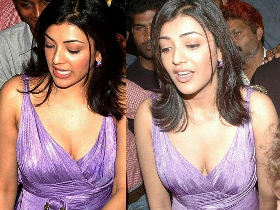 Kajal Aggarwal Stunning Hot & Spicy Cleavage Never Seen Photos