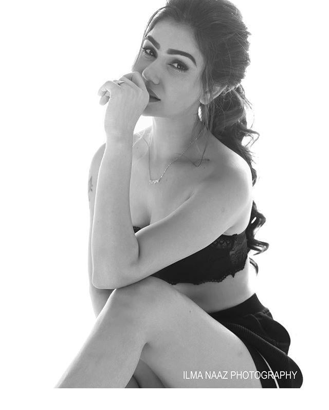 Kangna Sharma New Hot & Spicy Photoshoot Stills