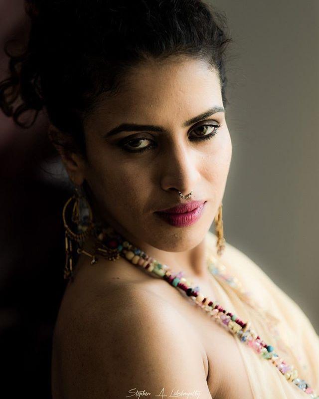 Kannada Actress Nastiya Roy Latest Hot Cleavage Show Photos