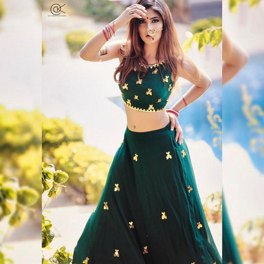 Karishma Sharma Latest Hot & Spicy Instagram Photos