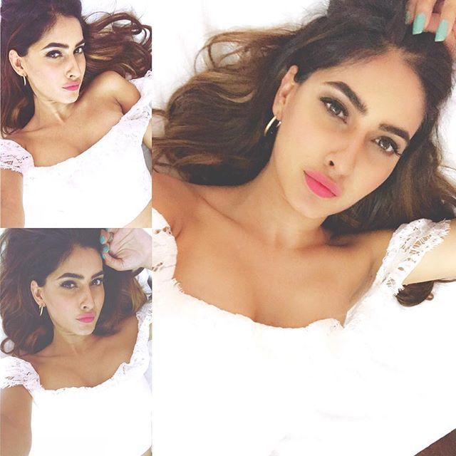 Karishma Sharma New Hot & Spicy UNSEEN Photoshoot Stills