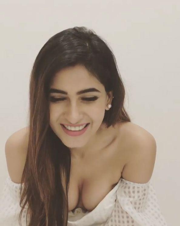 Karishma Sharma Recent Upload Instagram Hot Bikini Photos