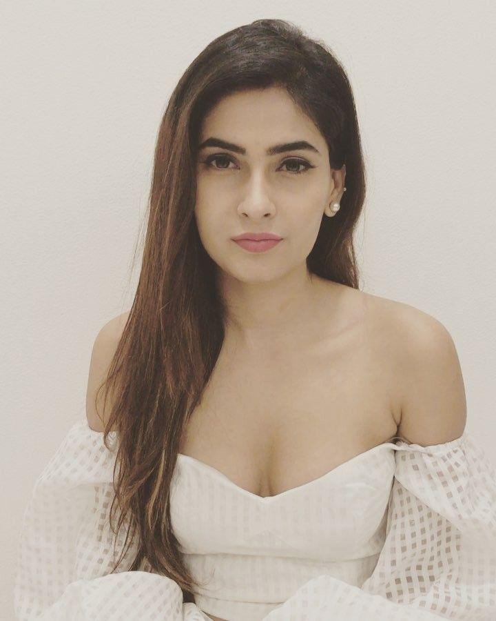 Karishma Sharma Recent Upload Instagram Hot Bikini Photos