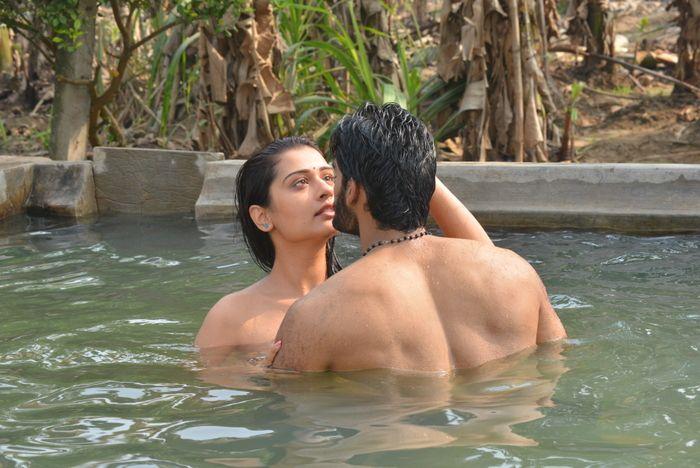 Kartikeya & Payal Rajput’s Romantic HD Stills From RX 100 Movie