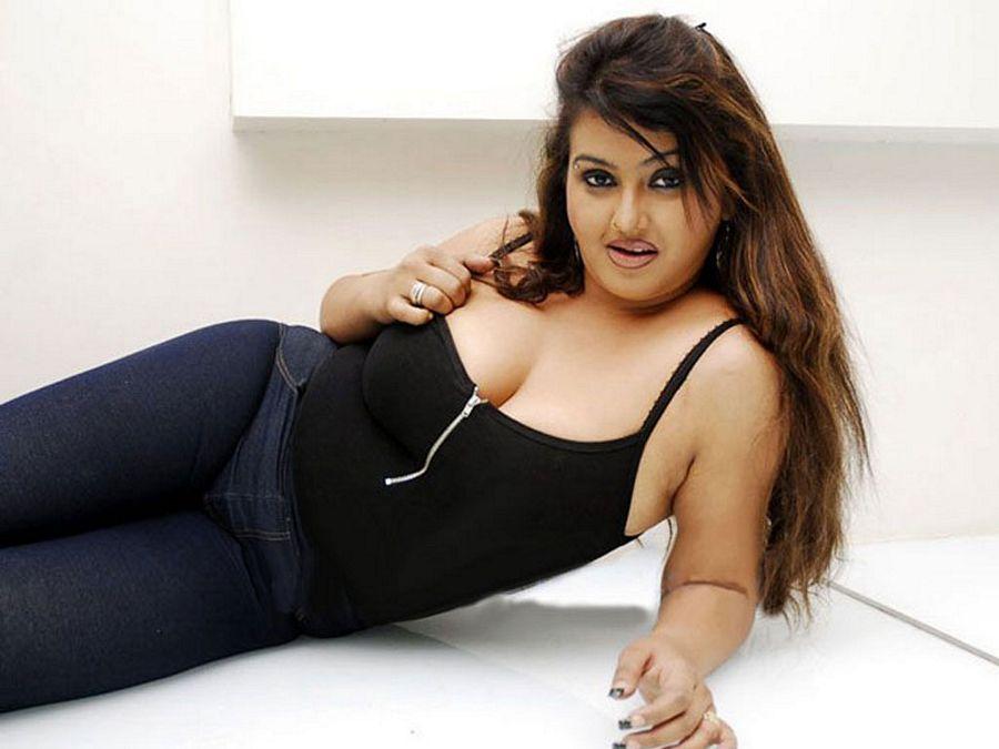 Kollywood Beauties HOT & SEXY Wallpapers