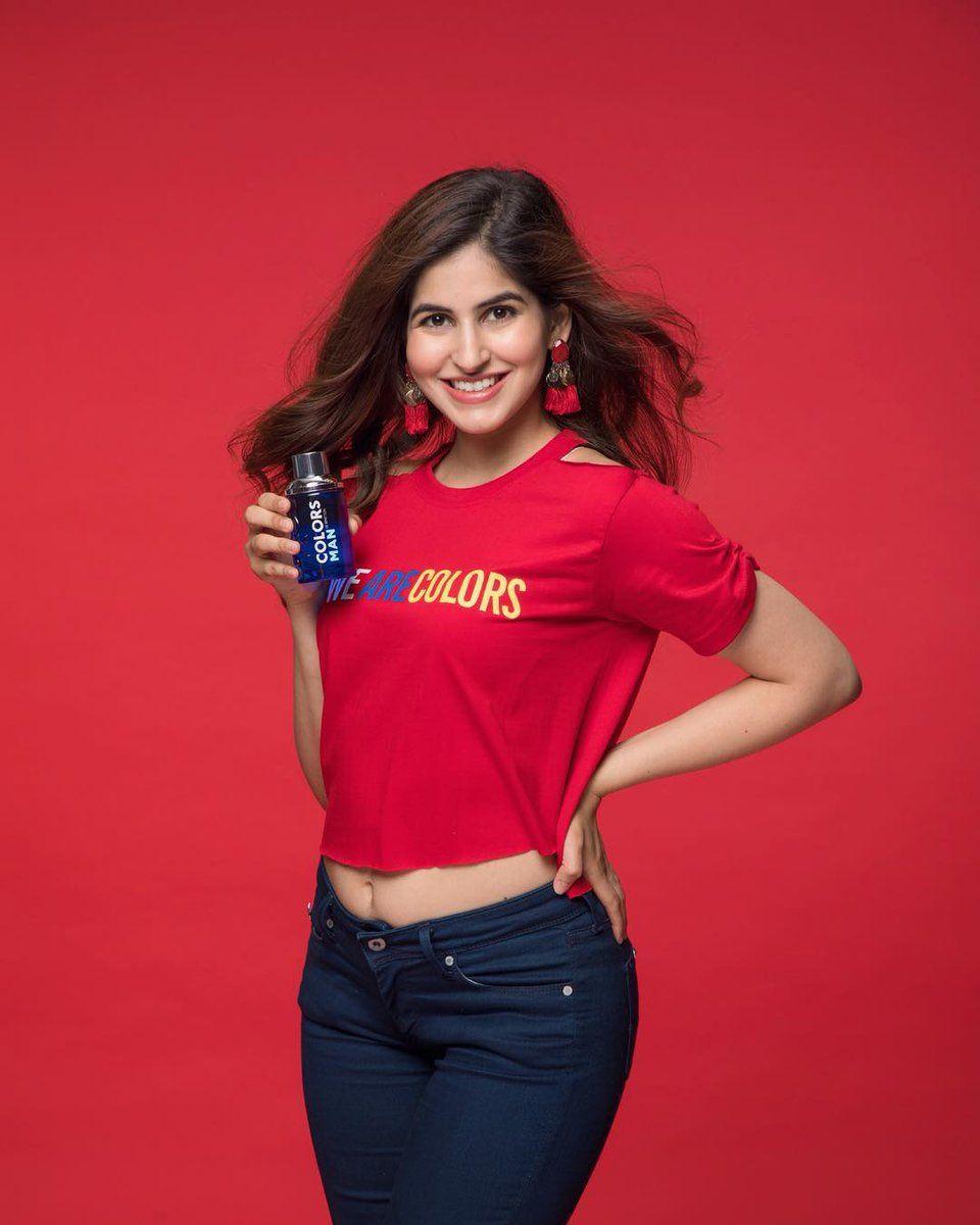 Latest Hot & Spicy Pictures of Sakshi Malik