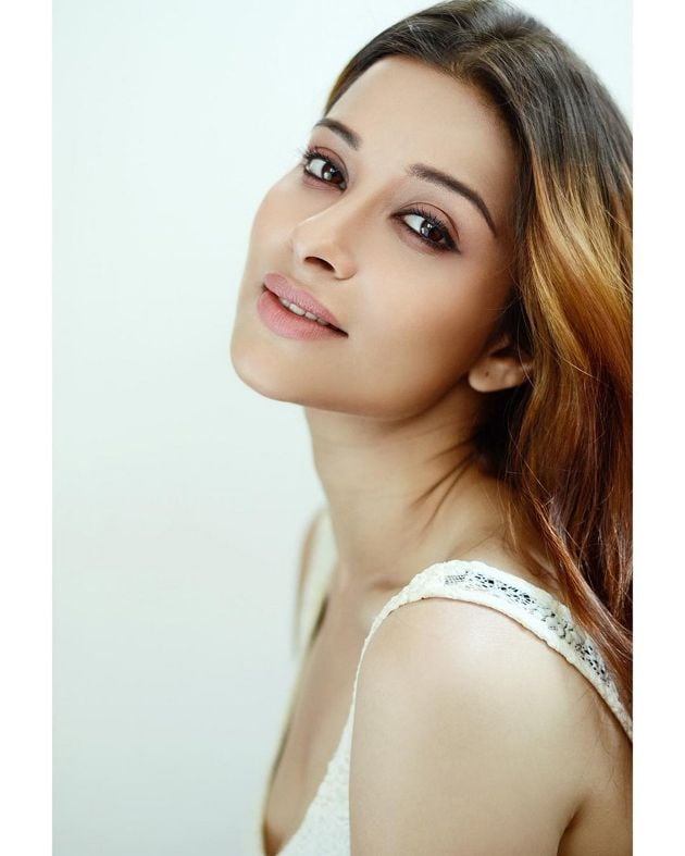 Madhurima Latest Spicy Photos