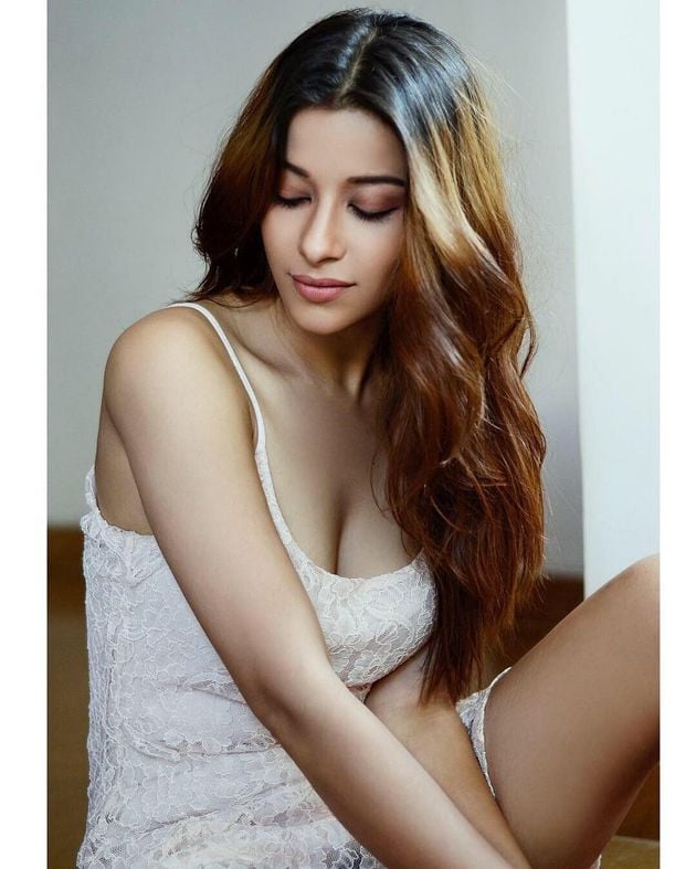 Madhurima Latest Spicy Photos