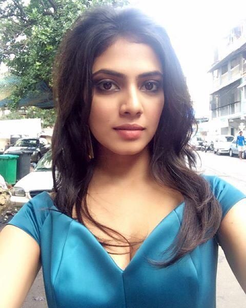 Malavika Mohanan Hot Stills