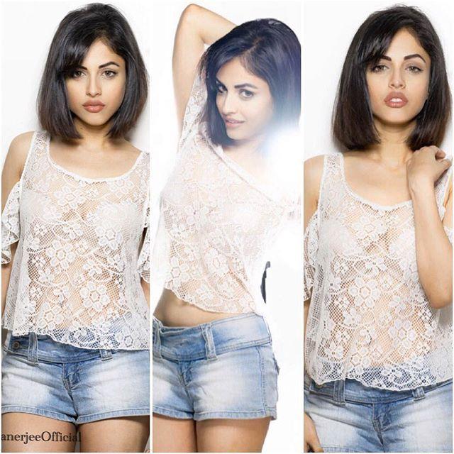 Mind Blowing Priya Banerjee Hot Cleavage & Navel Show Photos