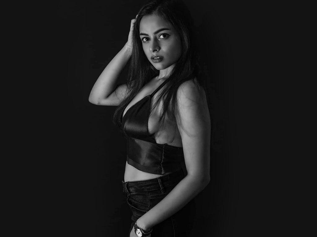 Model & Actress Ashwitha Latest Unseen Hot & Spicy Photo Stills
