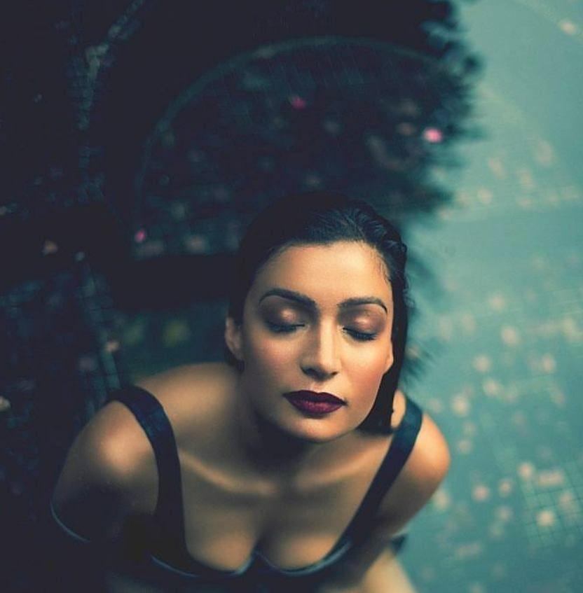 Model Jia Singh sizzling hot snaps in Bikini