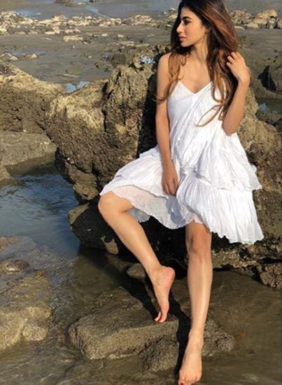 Mouni Roy Hot PhotoPics