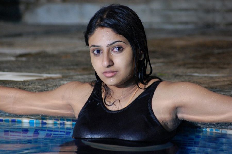 picmusiq: Tamil actress mounica huge boobs popping out from yellow t-shirt  pics