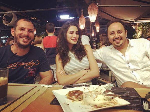 Nargis Fakhri Spotted in Bikini shares latest Pictures on Instagram & Looks WOW!