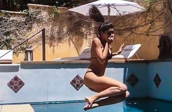 Nargis Fakhri Spotted in Bikini shares latest Pictures on Instagram & Looks WOW!