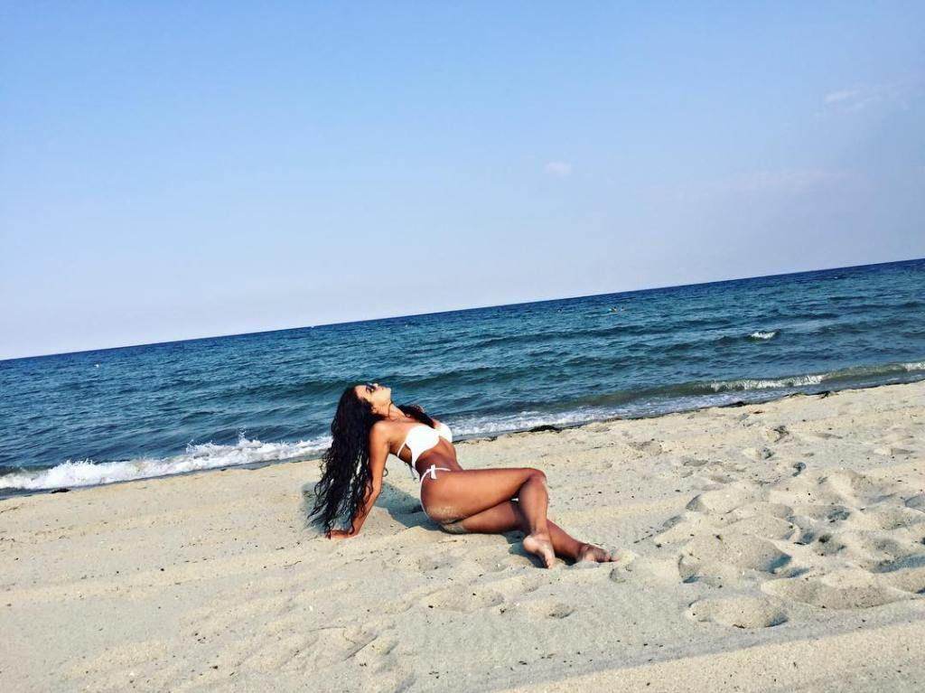 Natasa Stankovic Hot & Spicy Unseen Bikini Photos Collection!