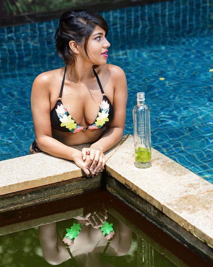 Navya Ramesh Sensational Hot Photoshoot Stills