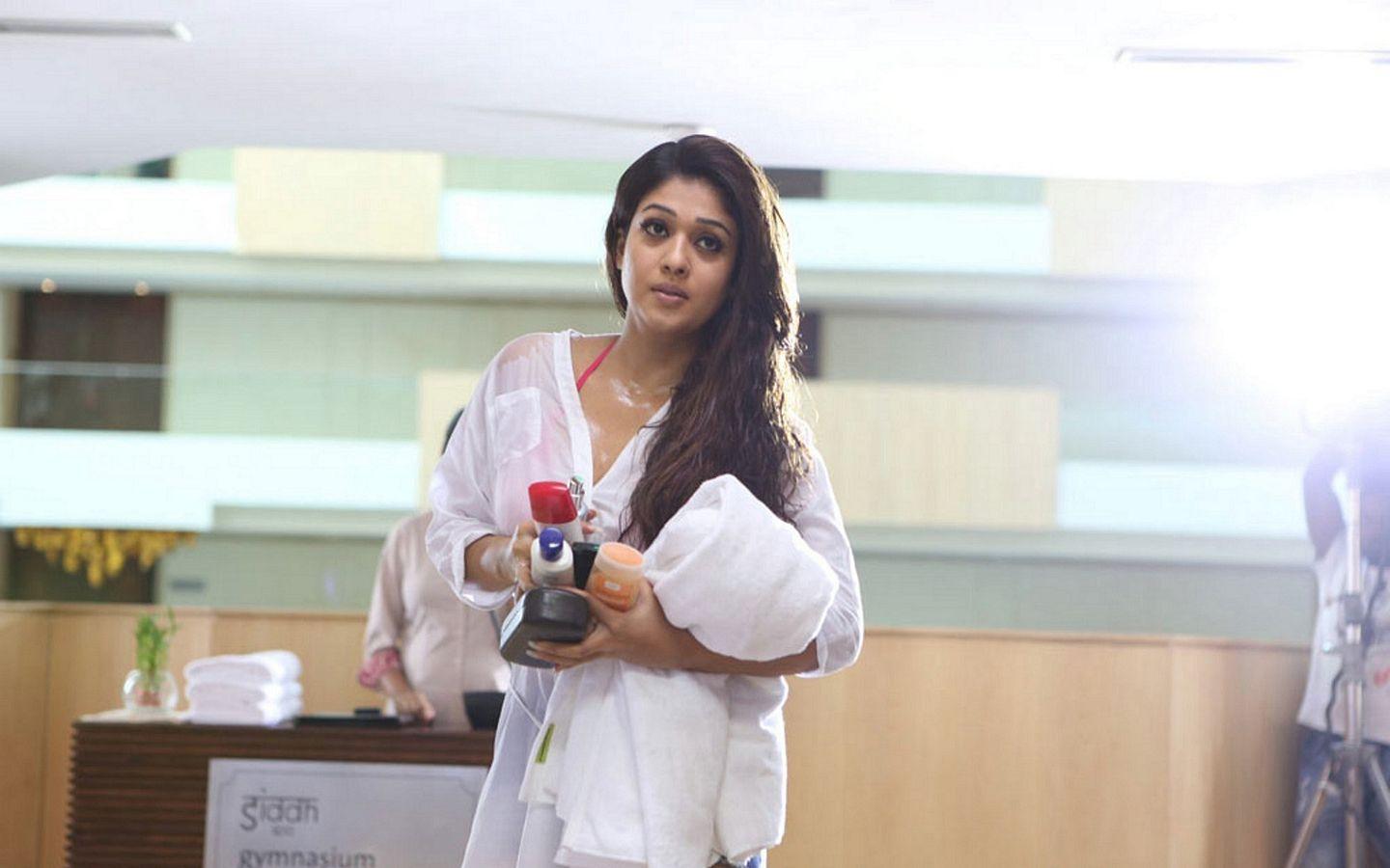 Actress Nayantara Never Seen Hot Photos Collections!