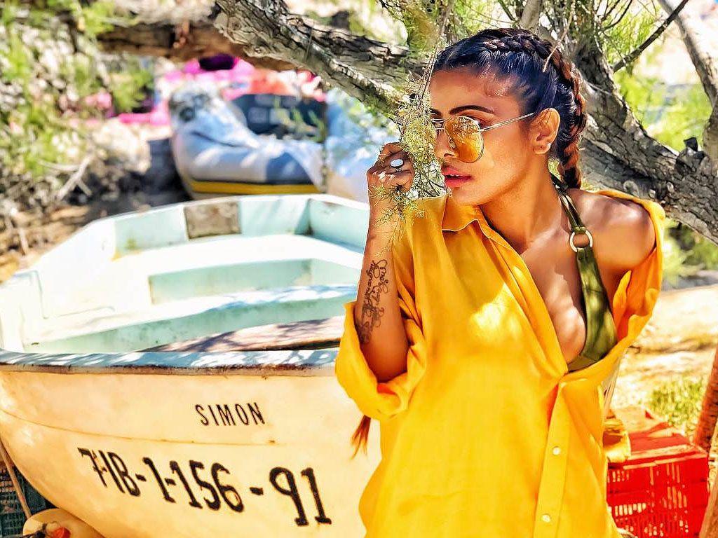 Niharikaa Agarwal Mind Blowing Hot & Spicy Photos