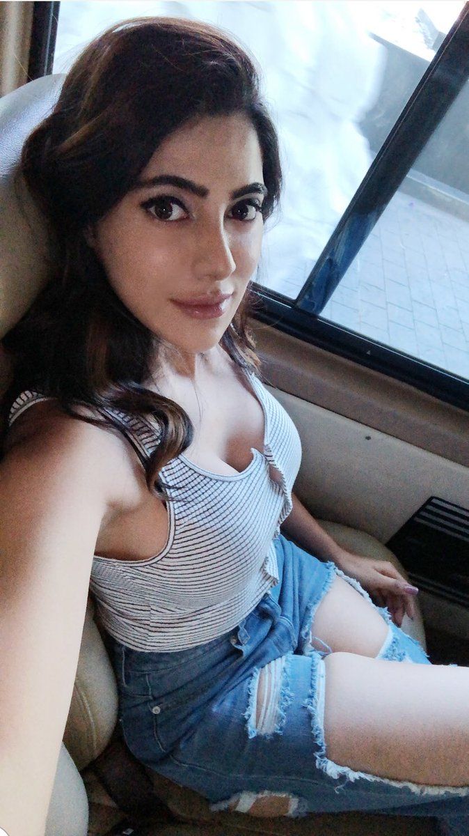 Nikki Tamboli Latest Hot Pictures