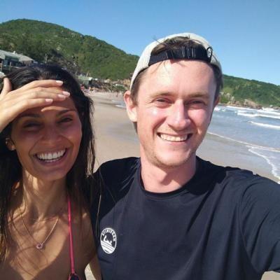 OMG! This Actress takes INTERNET by STORM by uploading her BIKINI photos from Vacation