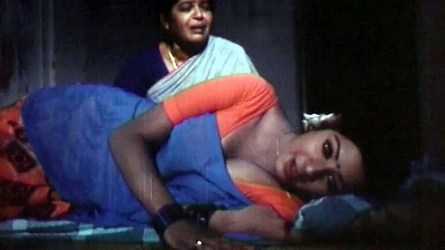 Old Actress Sridevi Hot Photos