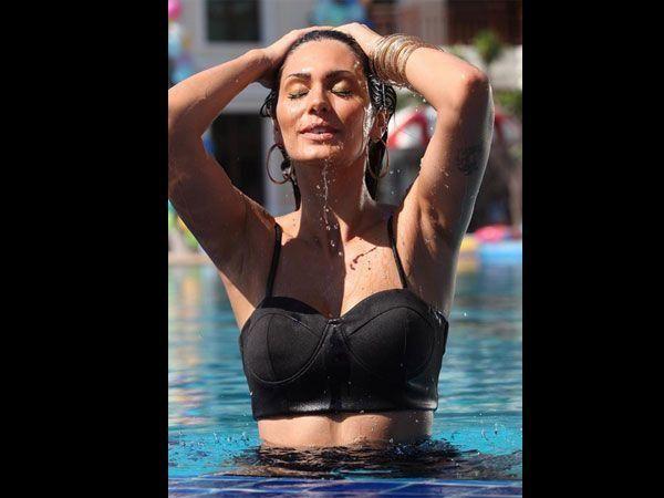 Bruna Abdullah's Hot & Spicy Beach bikini Pics are going viral