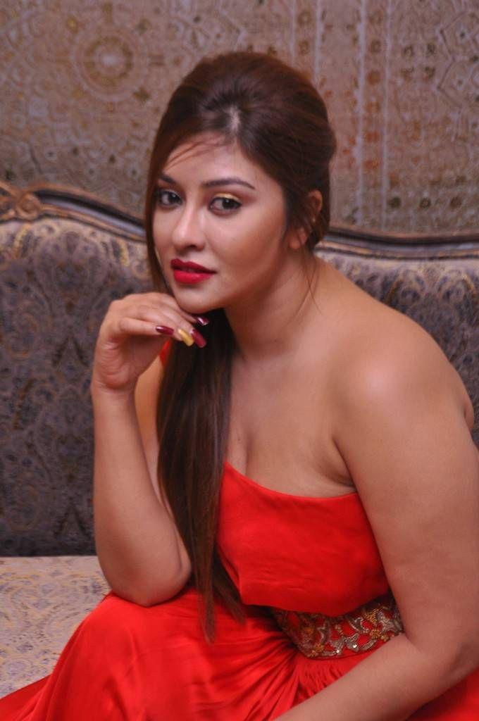 Payal Ghosh Hot Stills At Kalasha Fine Jewels Event