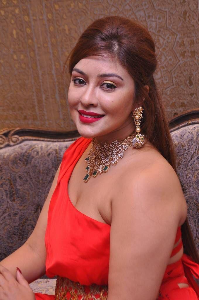 Payal Ghosh Hot Stills At Kalasha Fine Jewels Event