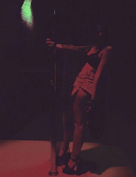 Pooja Bedi Daughter Aalia Shares Bikini Pics On Instragram