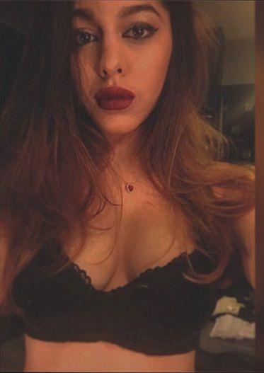 Pooja Bedi Daughter Aalia Shares Bikini Pics On Instragram