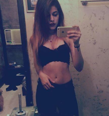 Pooja Bedi Daughter Aalia Shares Bikini Pics On Instragram