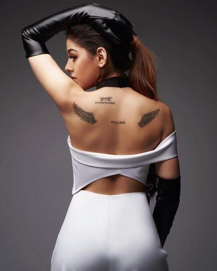 Pooja Bedi daughter Aalia Latest Hot Bikini Photos Stills