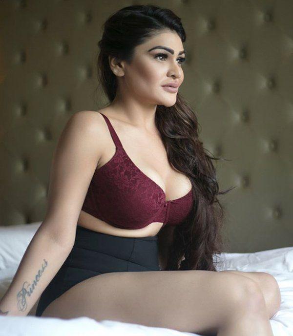 Poonam Chopra Hot & Spicy Photoshoot Stills