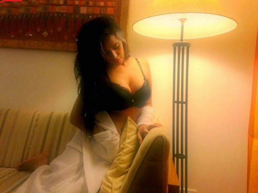 Poonam Pandey Hot Sexy Collection