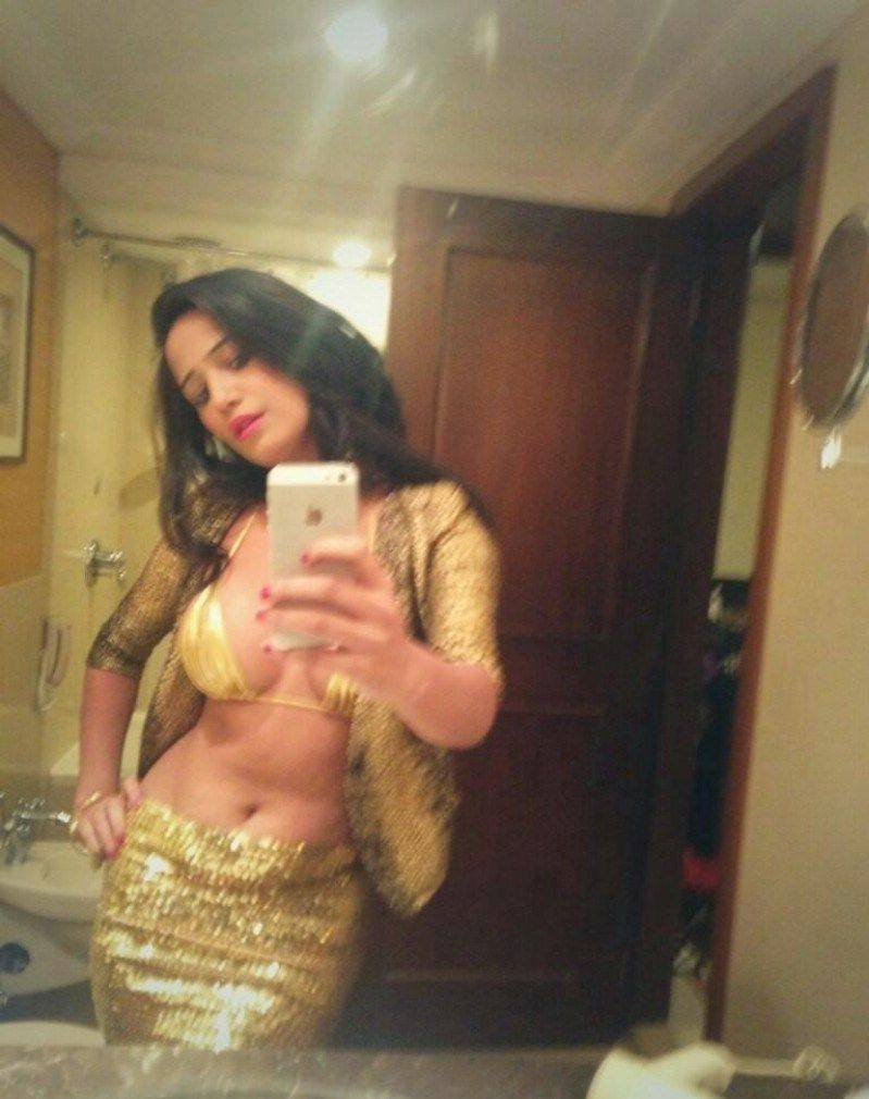 Poonam Pandy Hot Photo Gallery