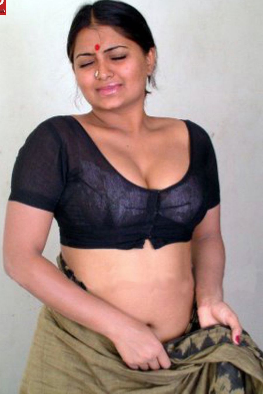 Preethi Nayagi Hot Sexy Photos