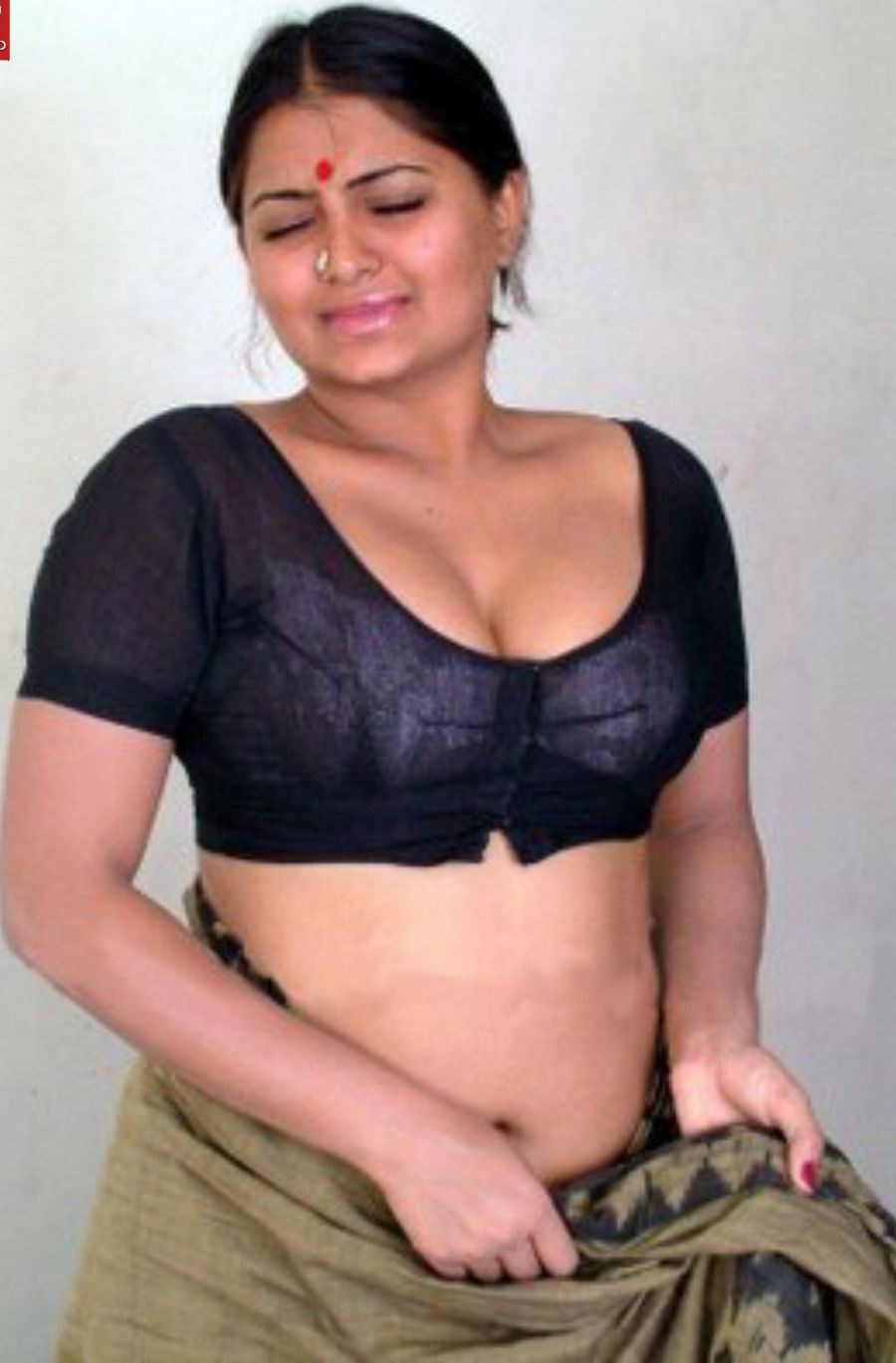 Preethi Nayagi Hot Sexy Photos