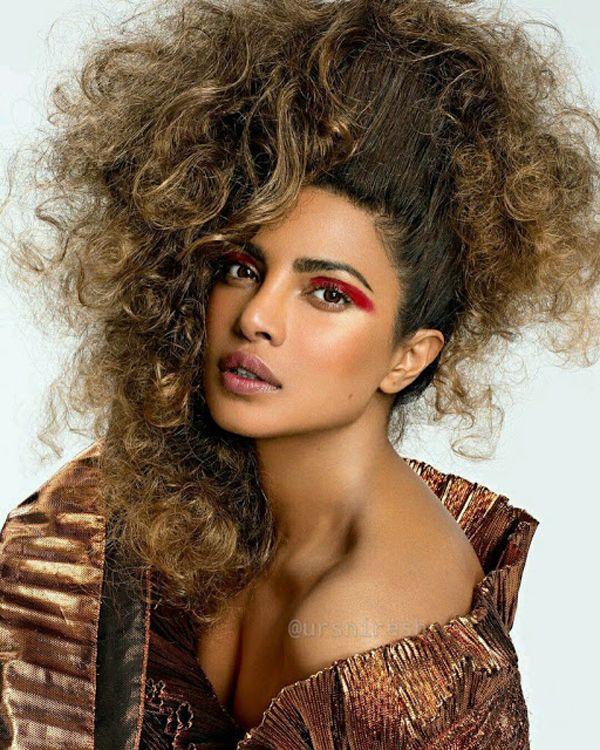 Priyanka Chopra Hot & Sexy Latest Photos