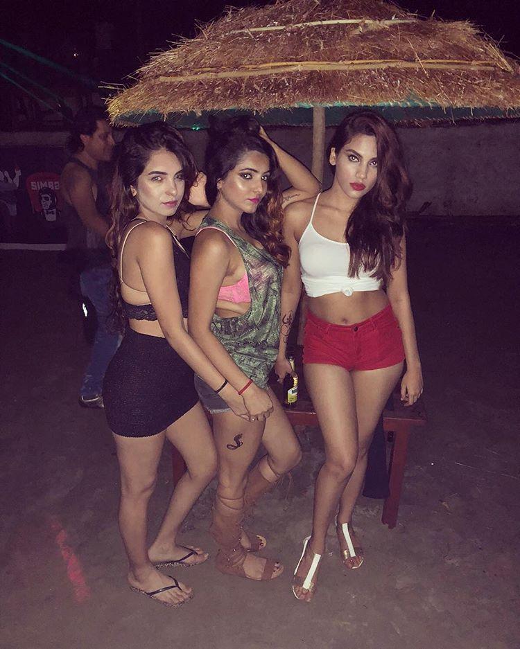 Purbasha Das Hot Bikini & Cleavage Photos are too Hot to Handle!