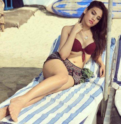 Purbasha Das Hot Photos Sizzling Model from Mumbai